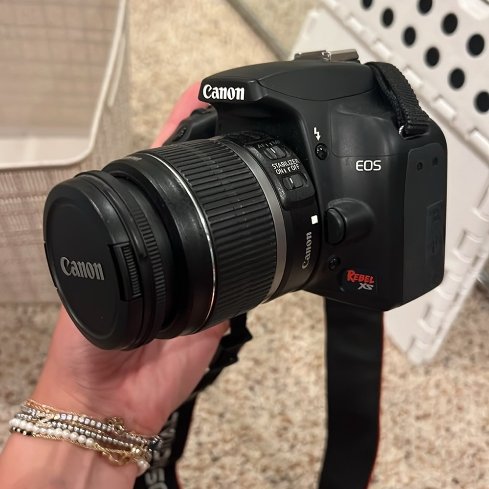 Canon EOS Rebel XS Black Camera, like new